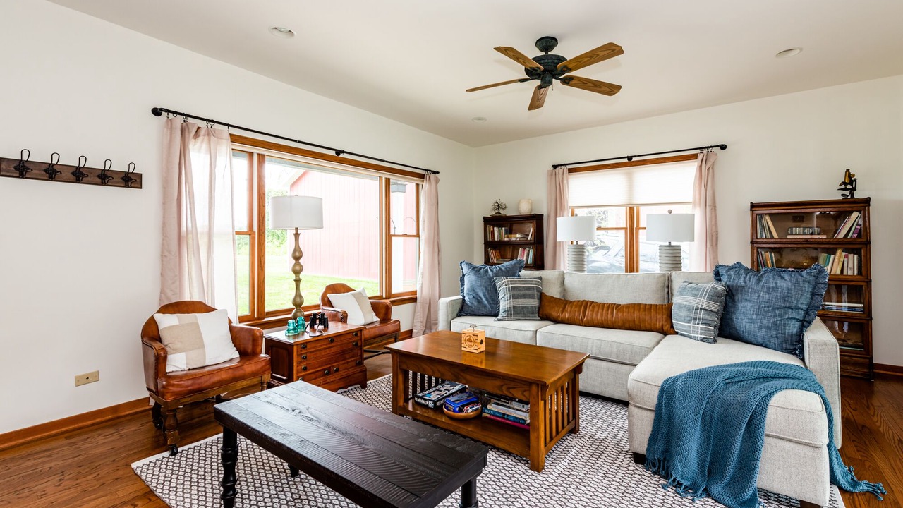 Photo of Livingroom in Baroda