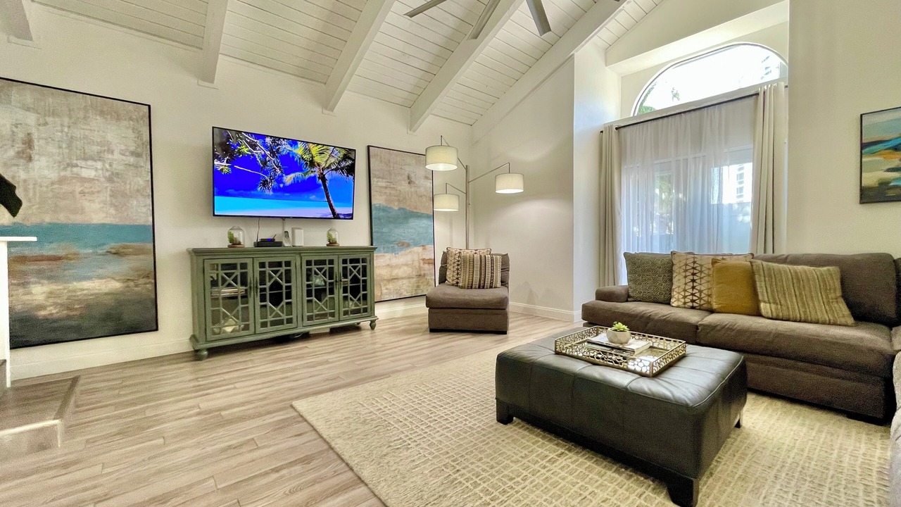 Photo of Livingroom in Lauderdale Beach