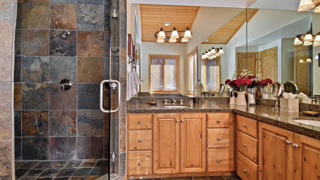 Photo of Bathroom in Deer Valley