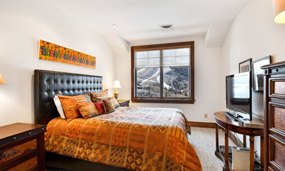 Photo of Bedroom in Empire Pass