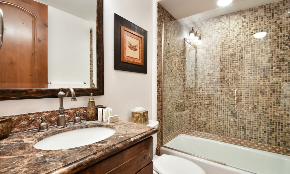 Photo of Bathroom in Empire Pass