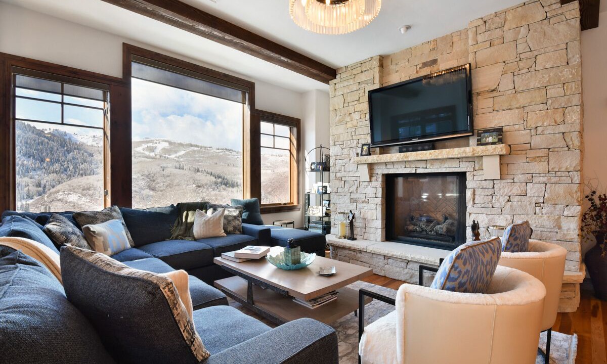 Photo of Livingroom in Empire Pass