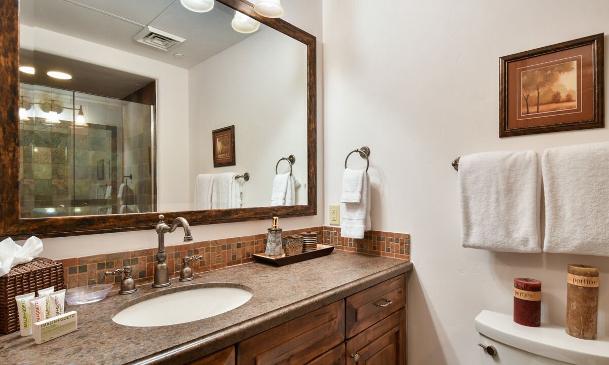 Photo of Bathroom in Empire Pass