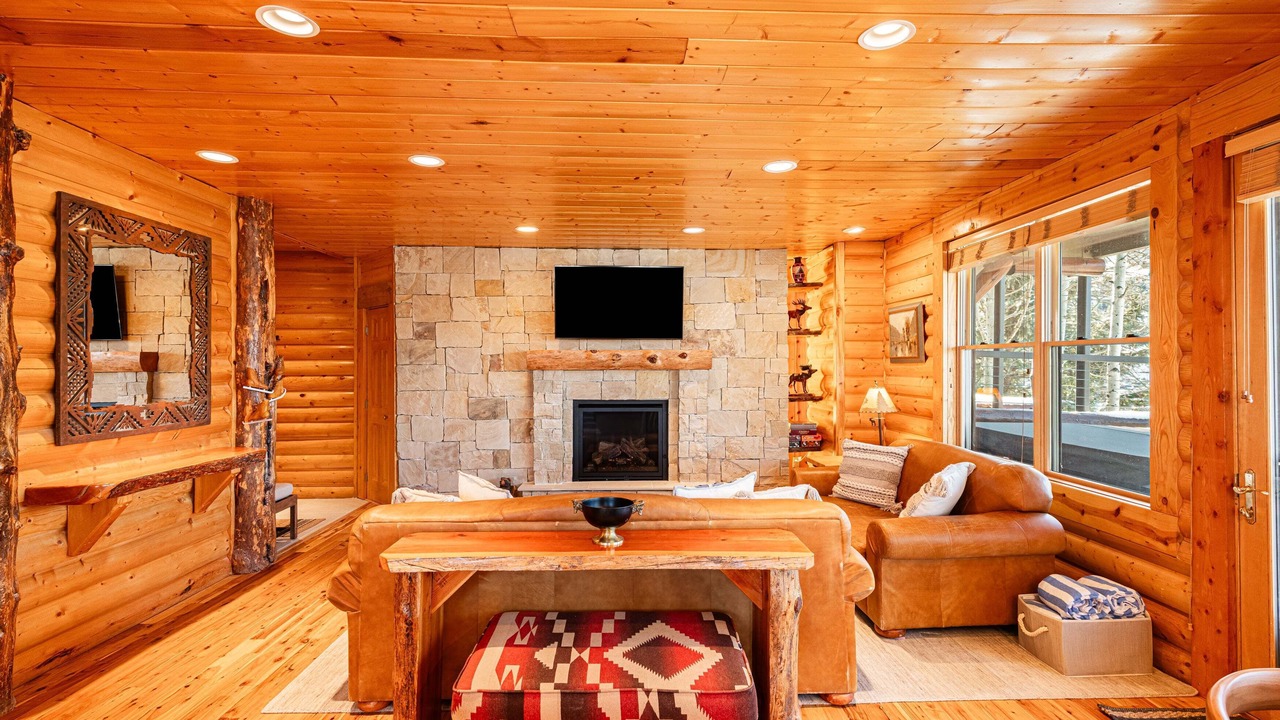 Photo of Livingroom in Deer Valley