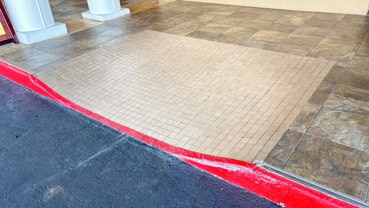 Photo of Outdoor in Historic Lahaina Front Street
