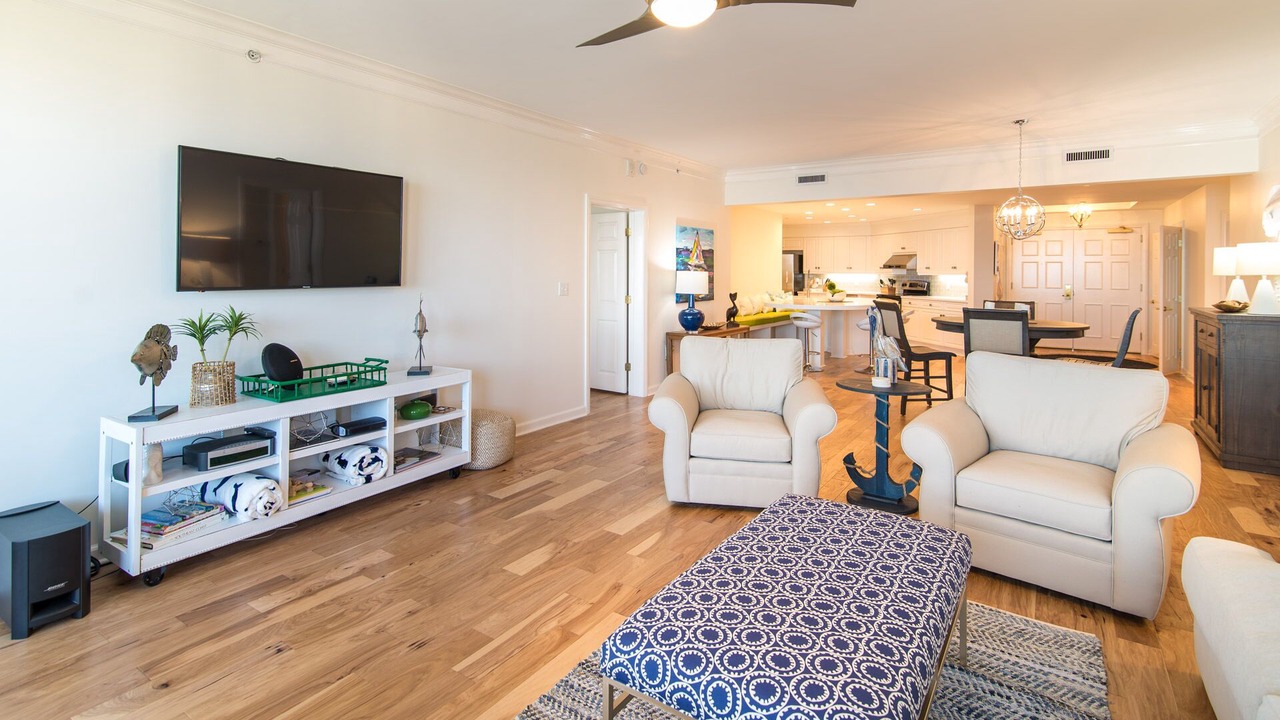 Photo of Bedroom in Arcadian Shores