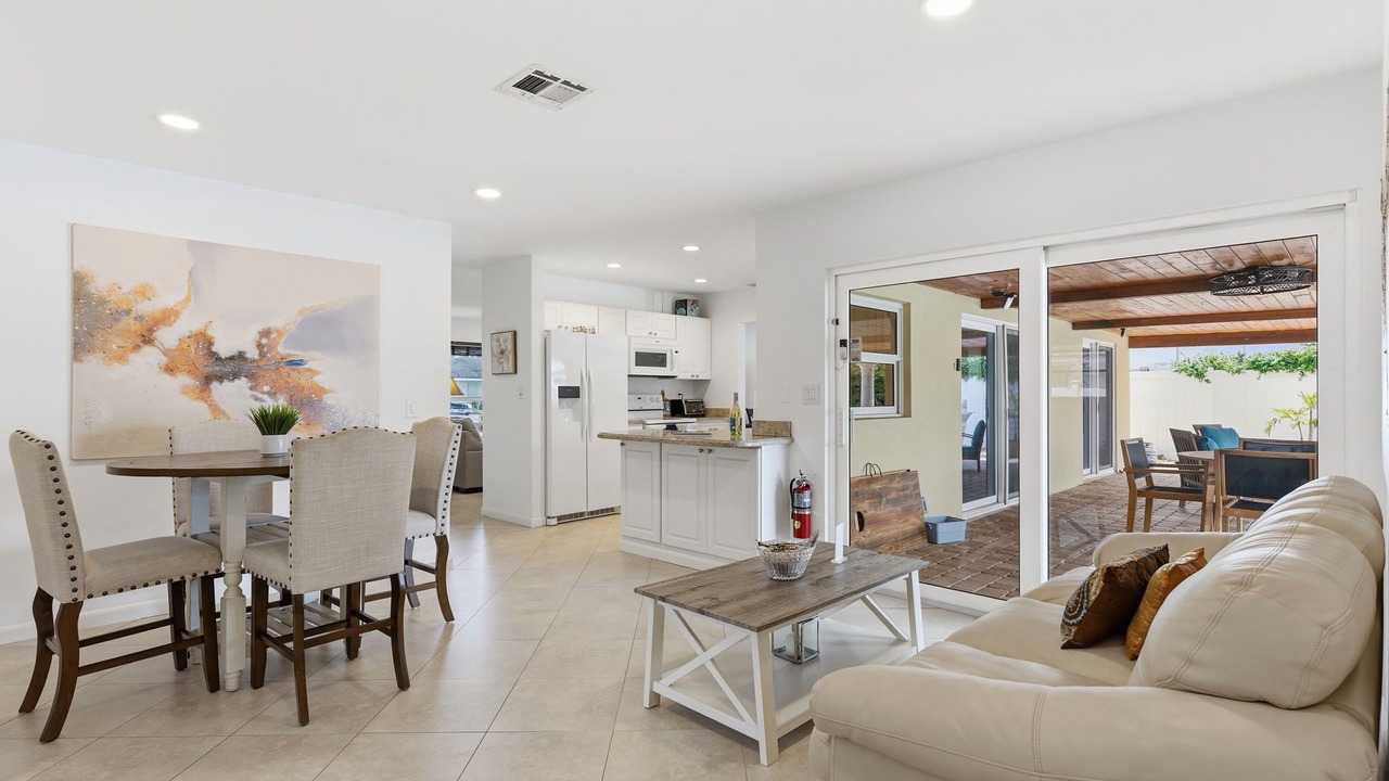 Photo of Bedroom in Pompano Beach