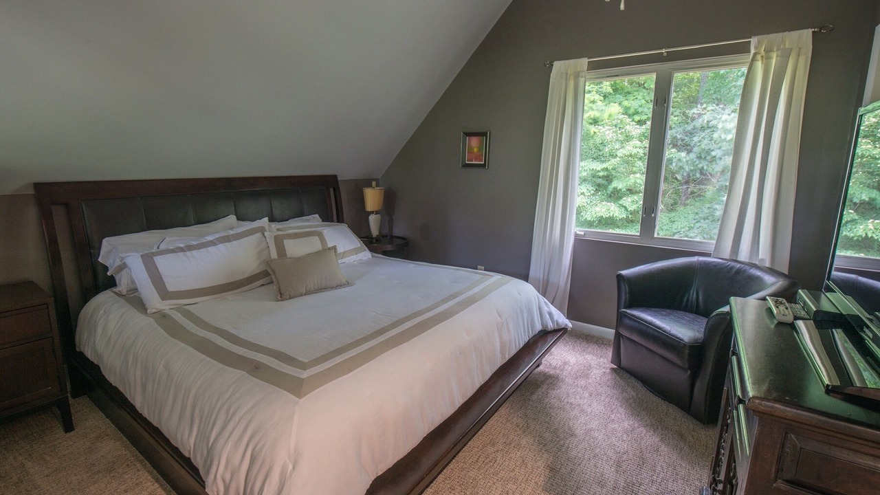 Photo of Bedroom in Fairview