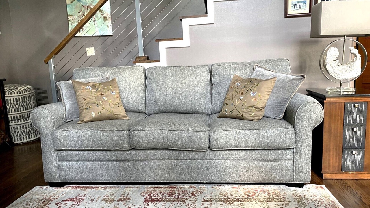 Photo of Livingroom in Fairview