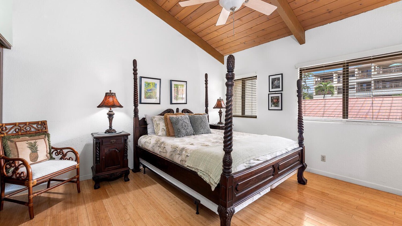 Photo of Bedroom in Kahaluu-Keauhou