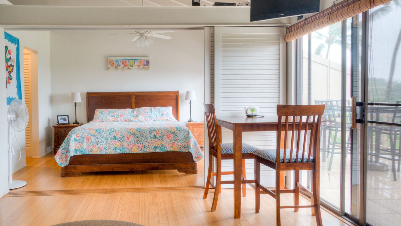 Photo of Bedroom in Maunaloa