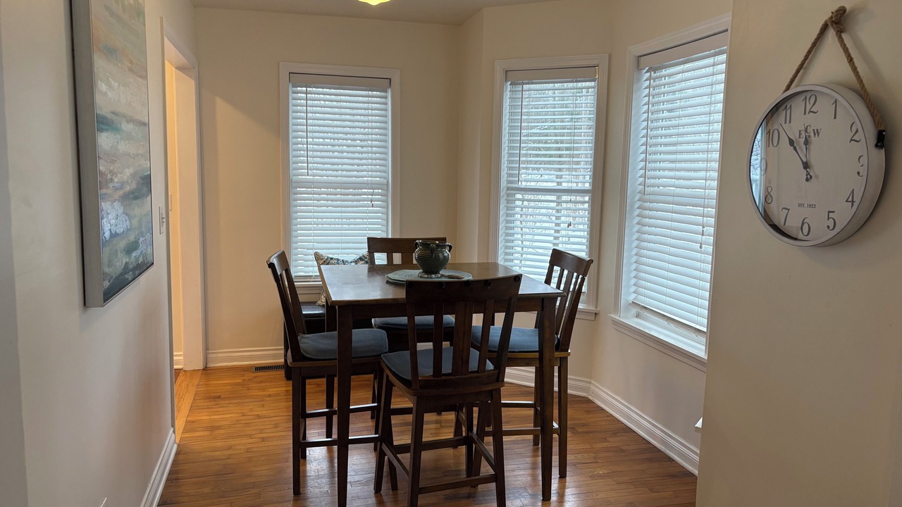 Photo of Livingroom in Lake Michigan Beach