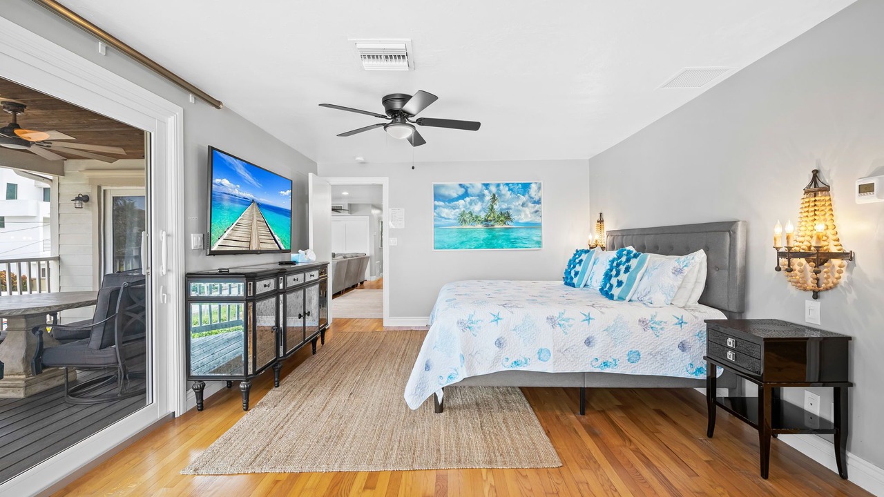 Photo of Bedroom in Lauderdale Beach
