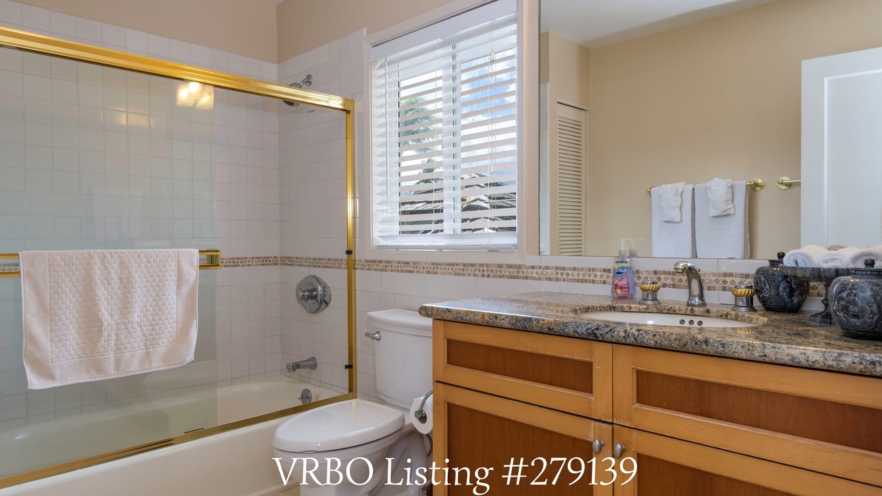 Photo of Bathroom in Kailua