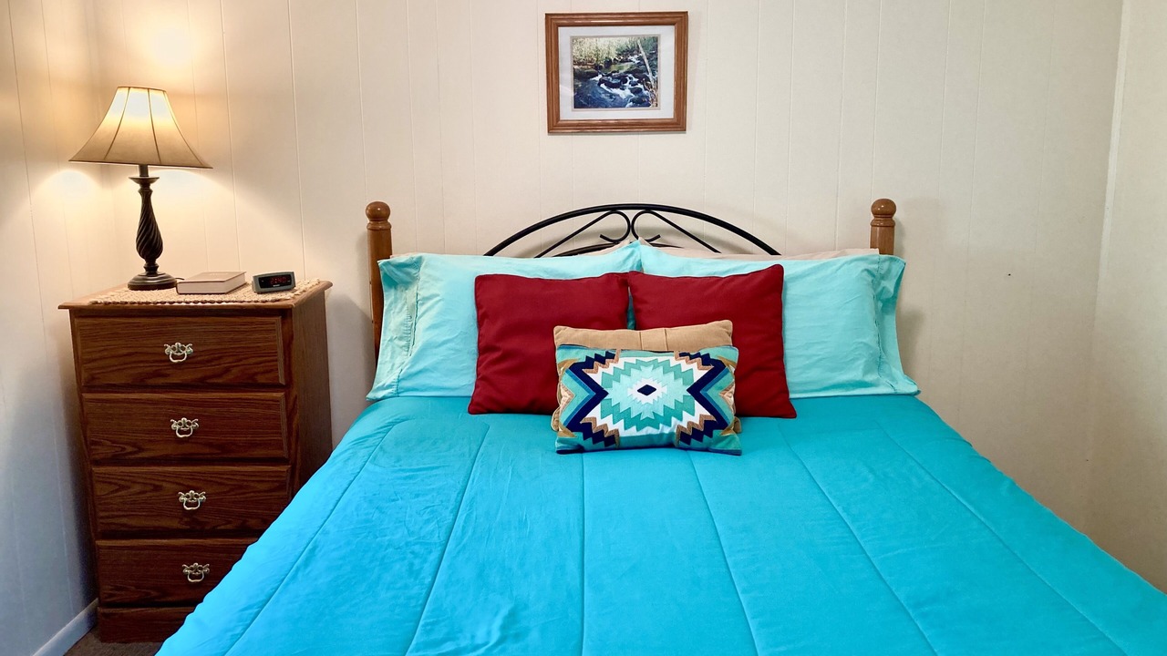 Photo of Bedroom in Townsend