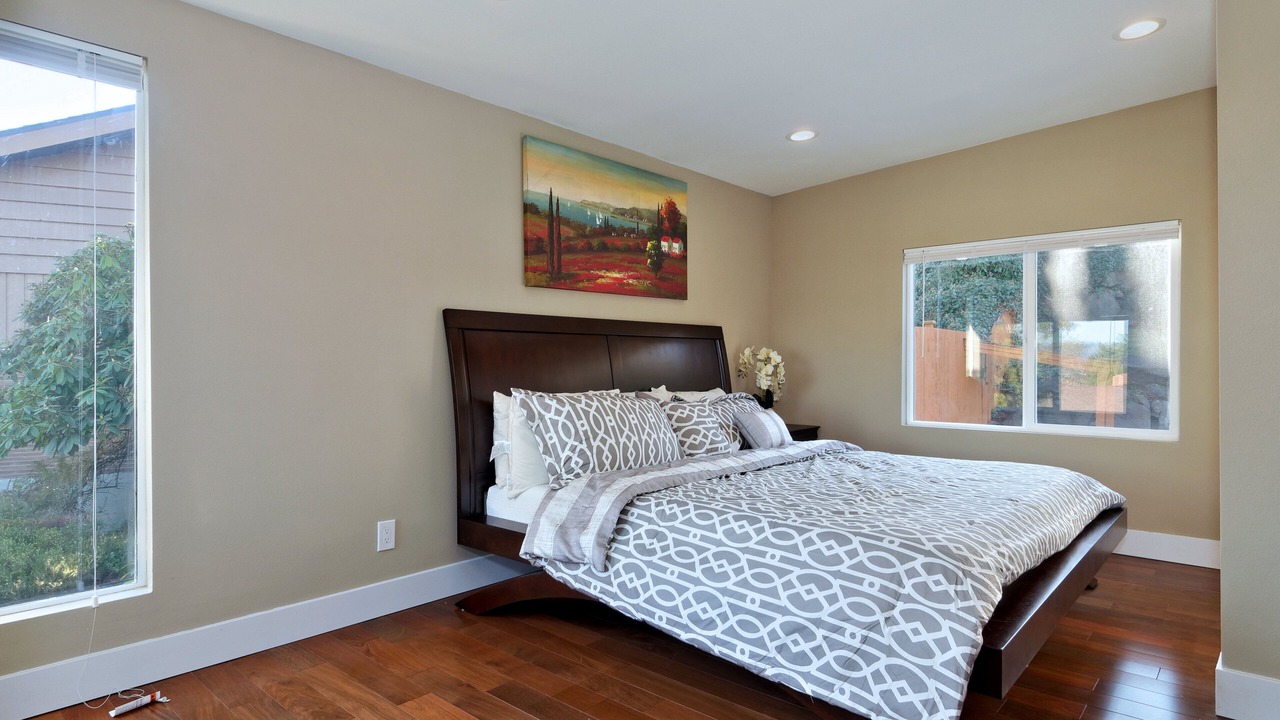 Photo of Bedroom in Bryn Mawr-Skyway