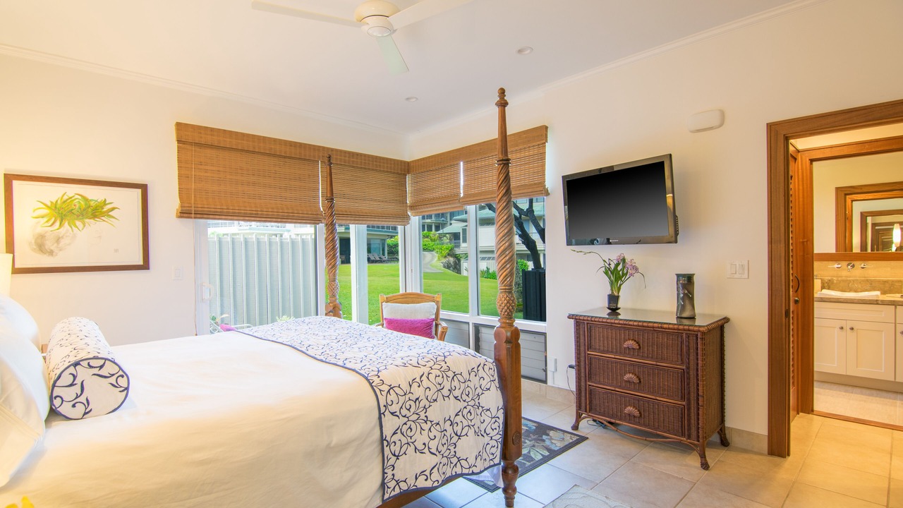 Photo of Bedroom in Napili