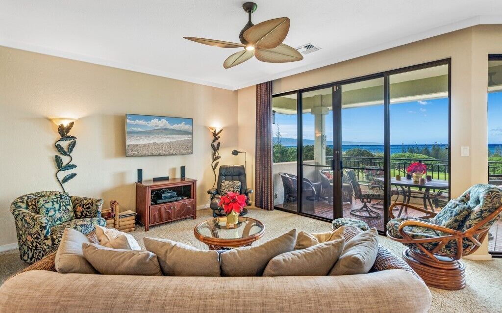 Photo of Livingroom in Kapalua