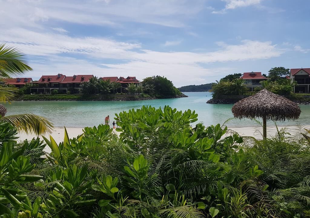 Photo of Others in Eden Island