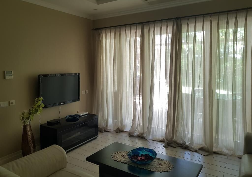 Photo of Livingroom in Eden Island