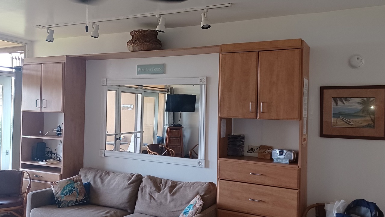 Photo of Livingroom in Maunaloa