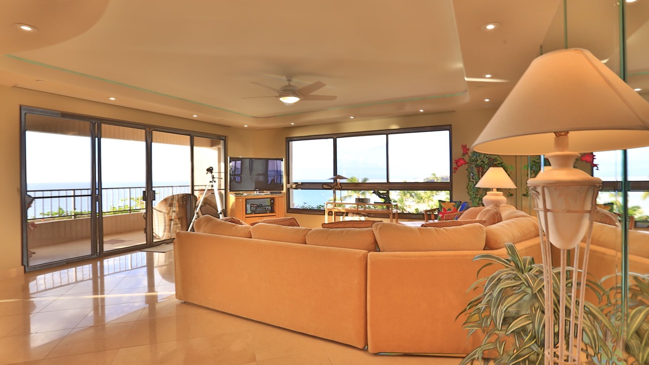 Photo of Livingroom in Kaanapali