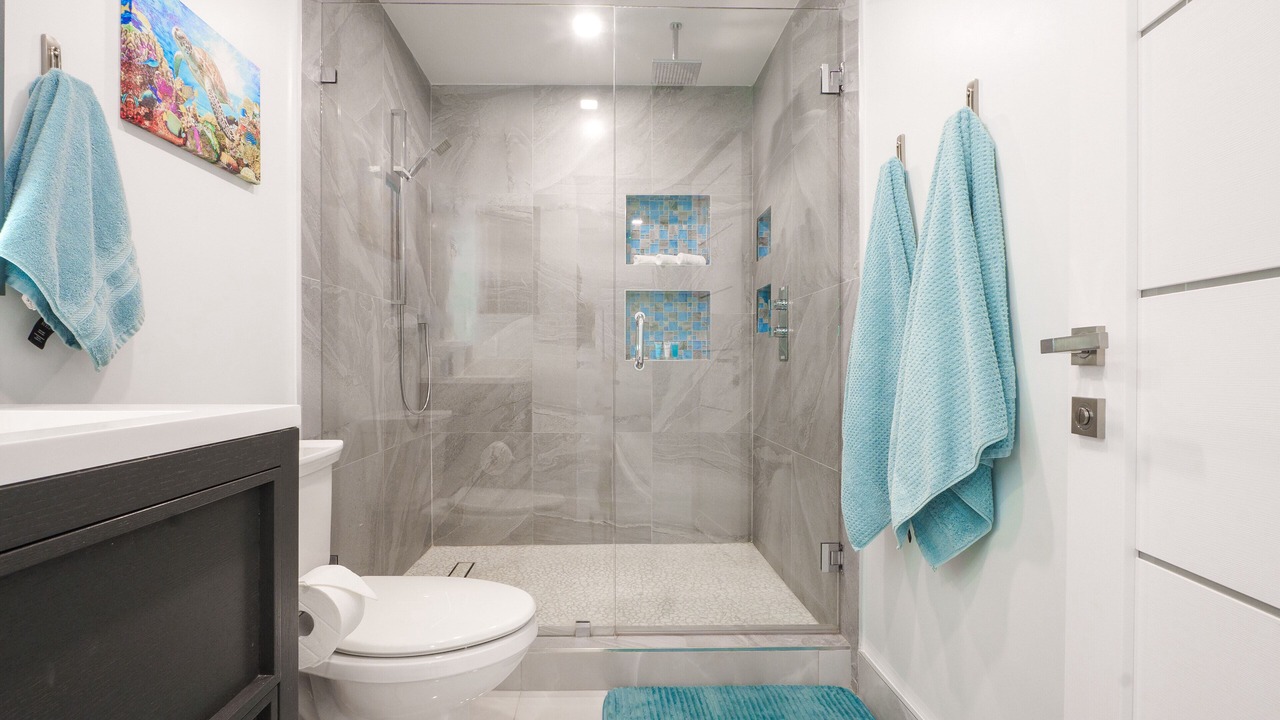 Photo of Bathroom in Hollywood South Central Beach