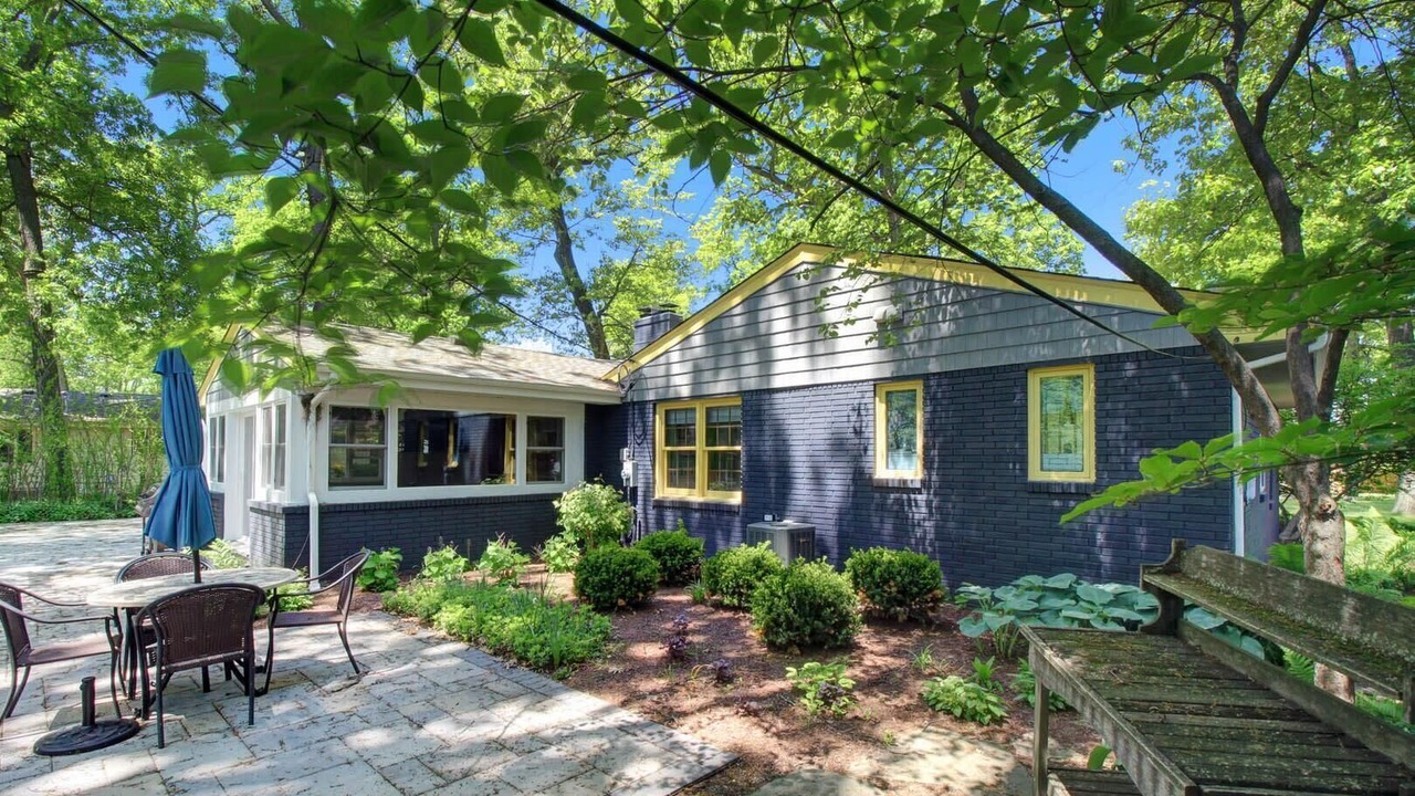 Photo of Outdoor in Wooded Estates