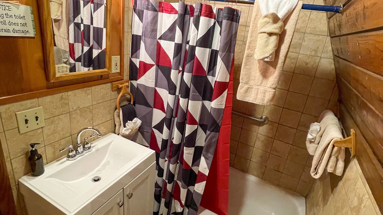 Photo of Bathroom in Chalet Village