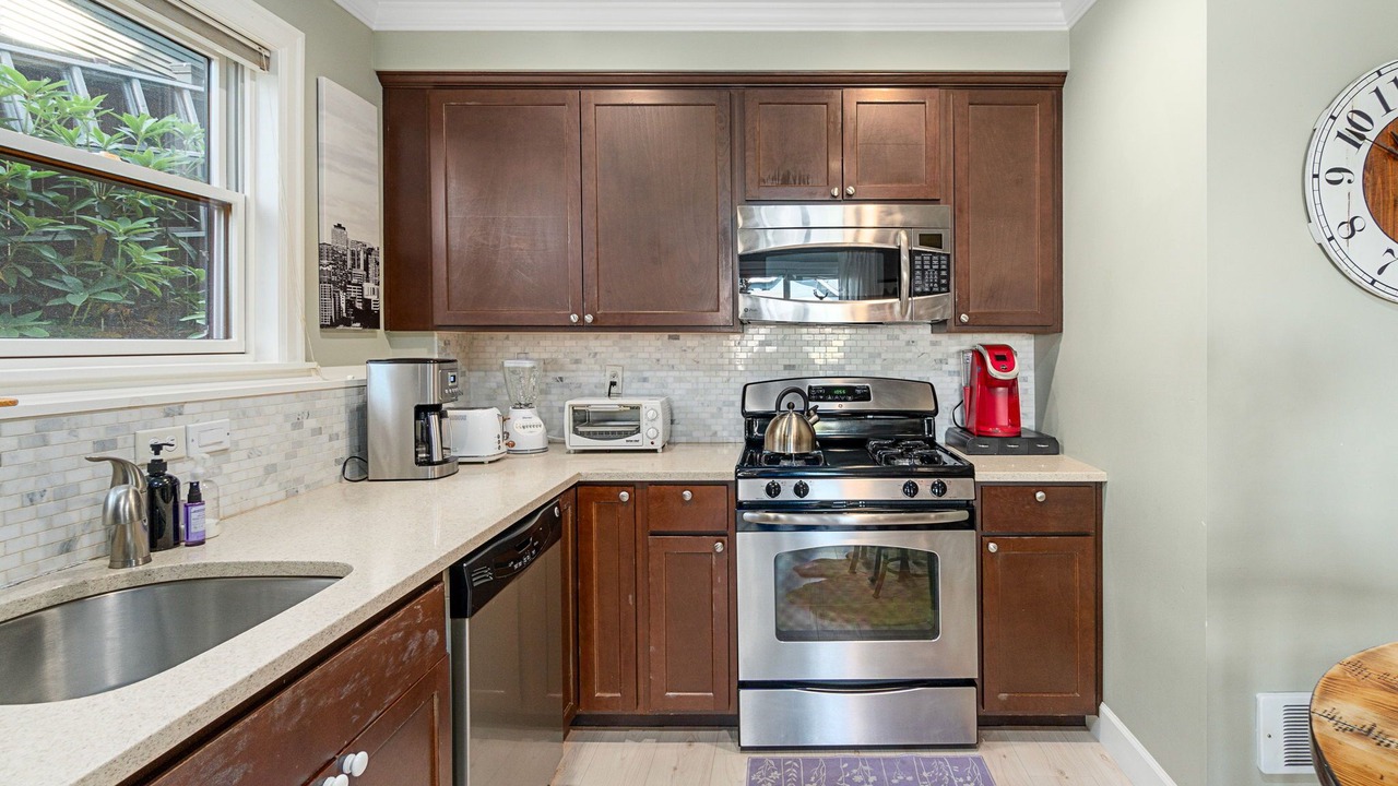 Photo of Kitchen in West Queen Anne