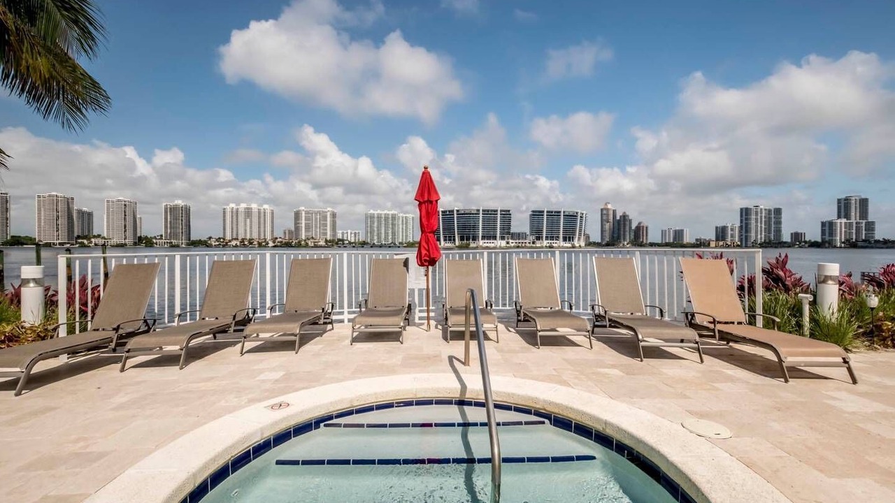 Photo of Outdoor in Sunny Isles Beach