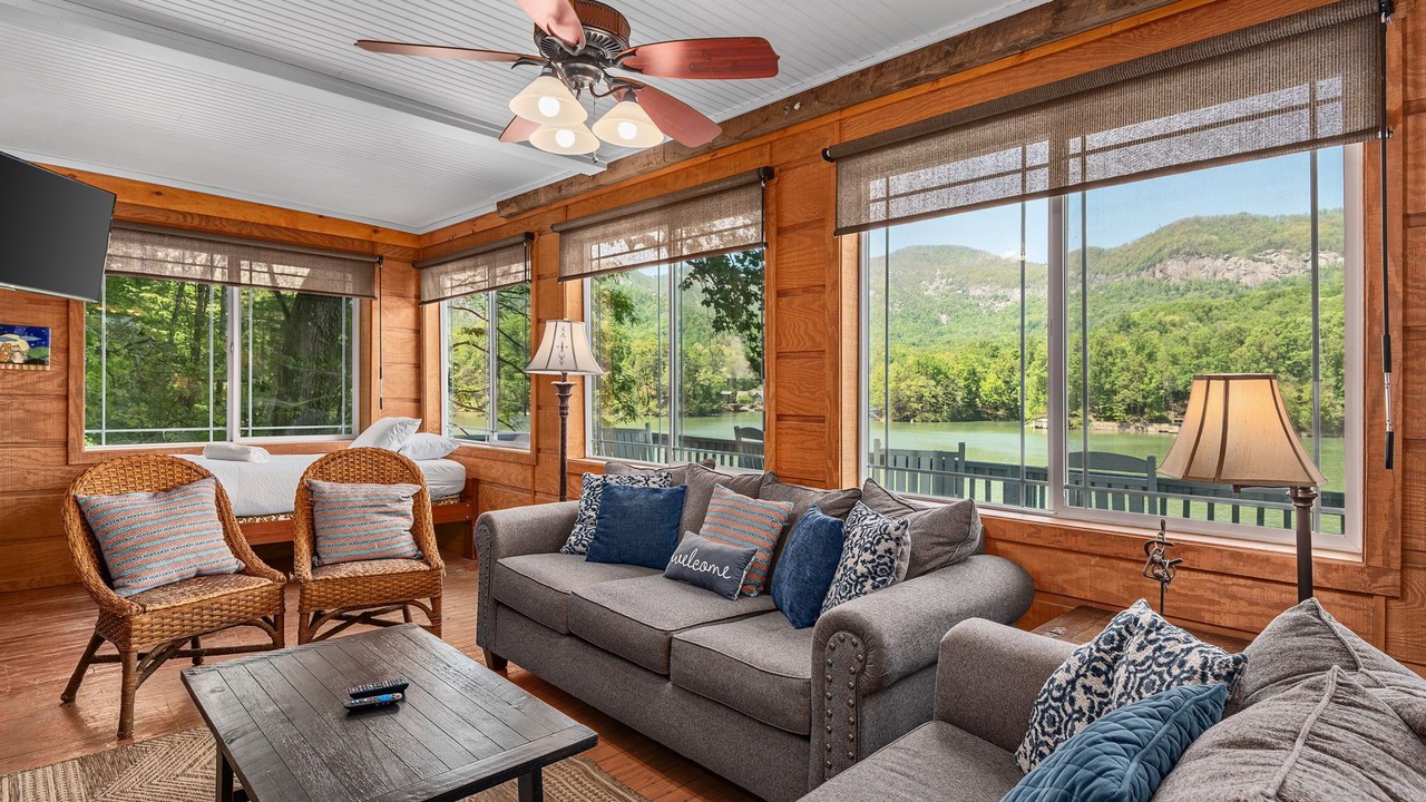 Photo of Bedroom in Lake Lure