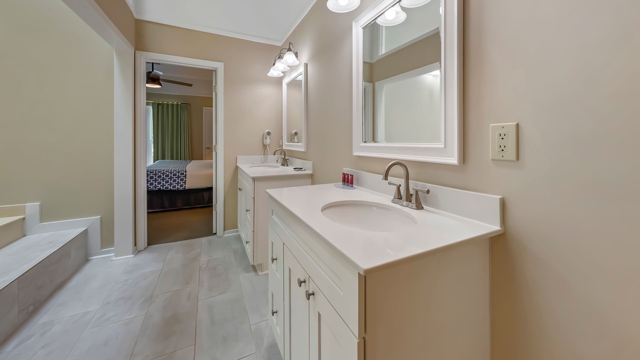 Photo of Bathroom in Fairfield Harbour