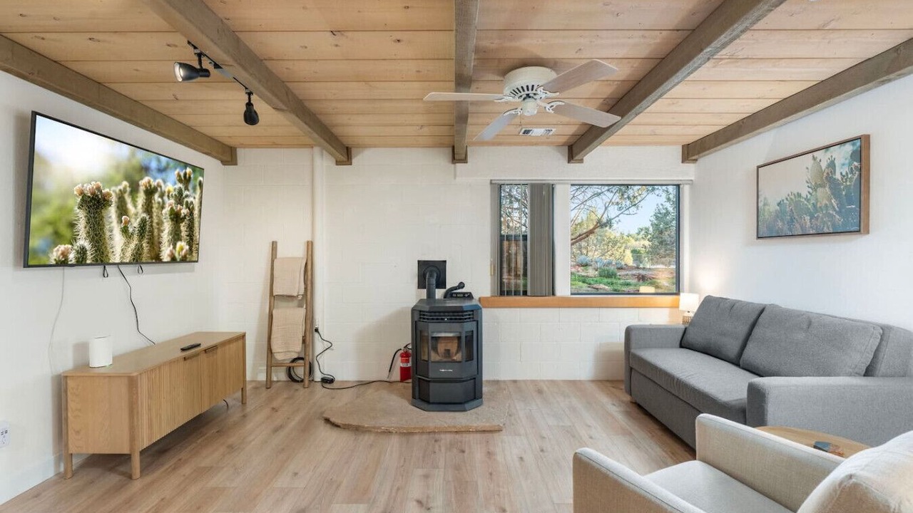 Photo of Livingroom in West Sedona