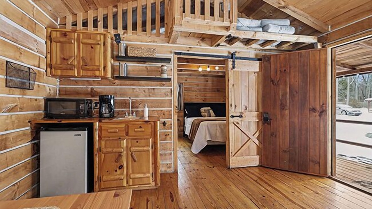 Photo of Bedroom in Harbert