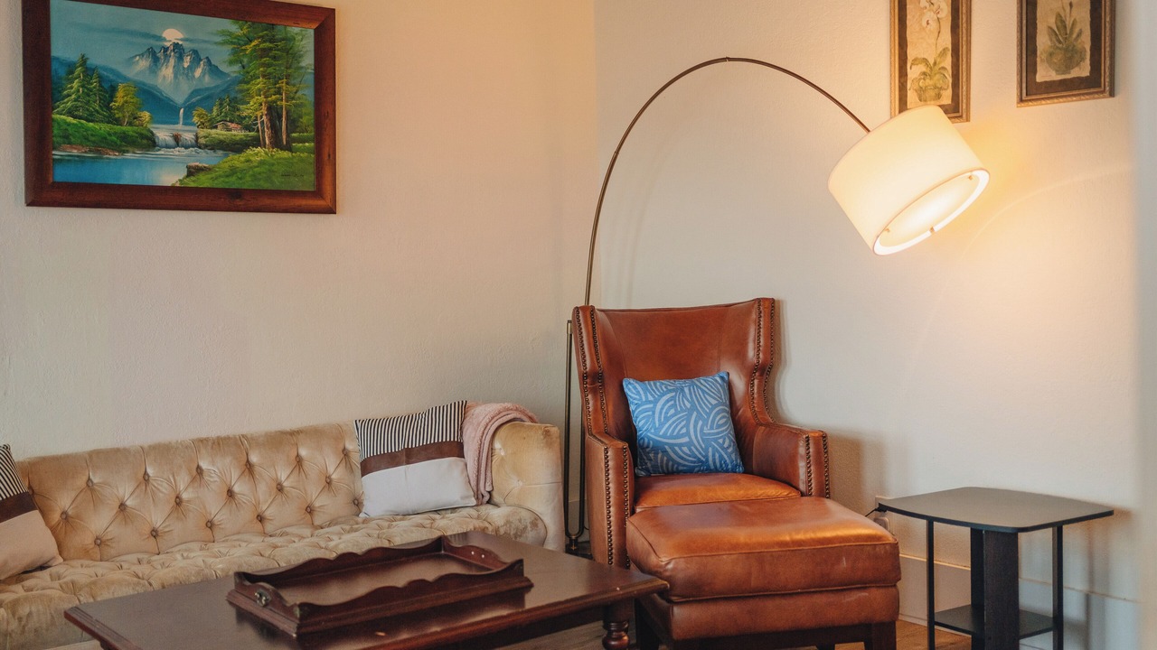 Photo of Livingroom in West Queen Anne