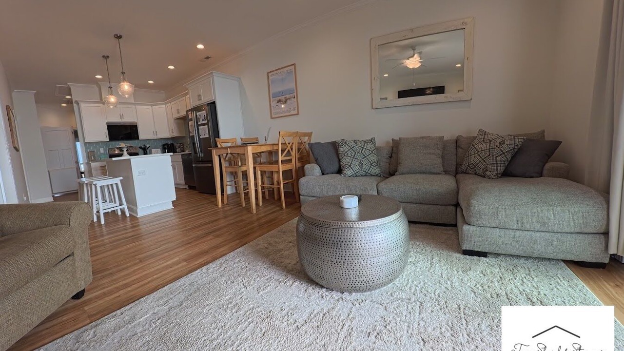 Photo of Livingroom in Sneads Ferry