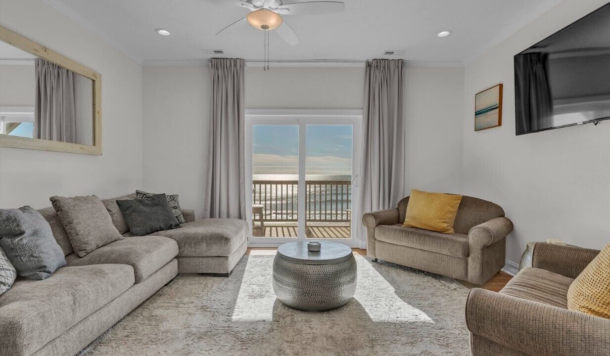 Photo of Livingroom in Sneads Ferry