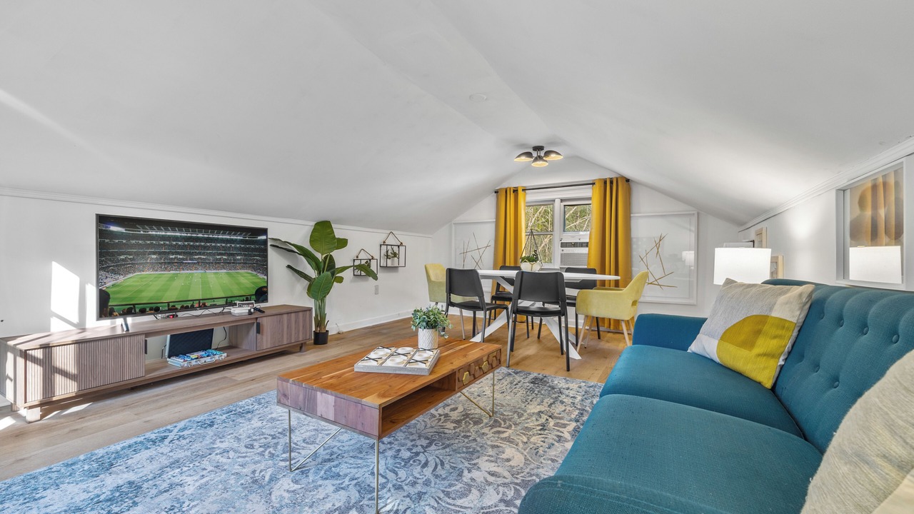Photo of Livingroom in North Buckhead