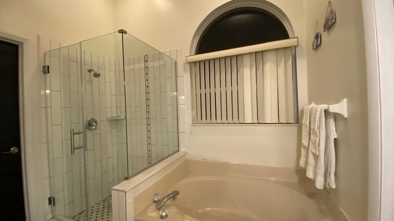 Photo of Bathroom in Lindfields