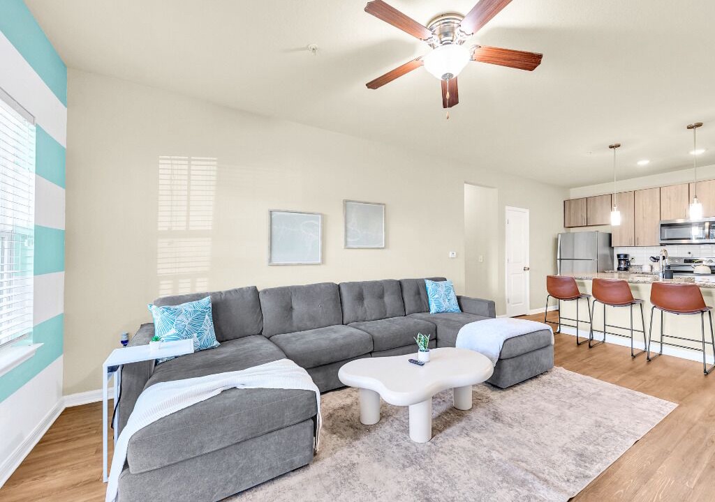 Photo of Livingroom in Northside