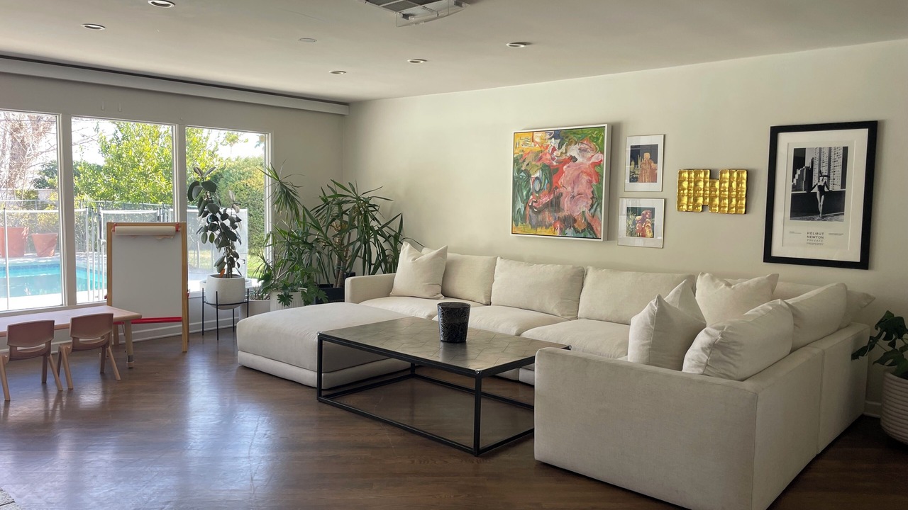 Photo of Livingroom in McNeil Estates