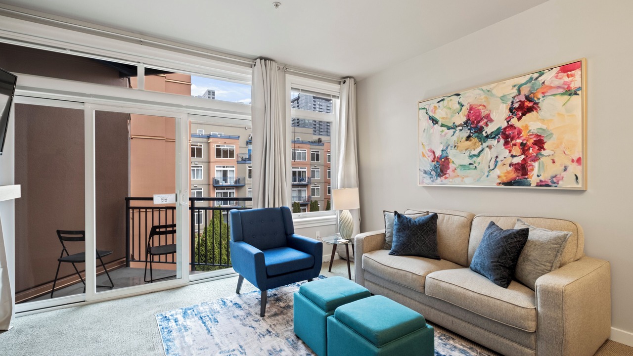 Photo of Livingroom in Belltown