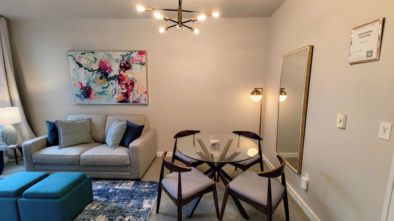 Photo of Livingroom in Belltown