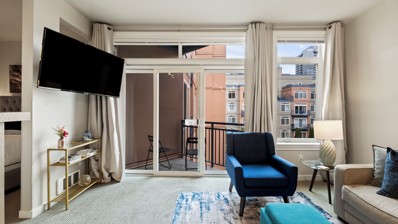 Photo of Livingroom in Belltown