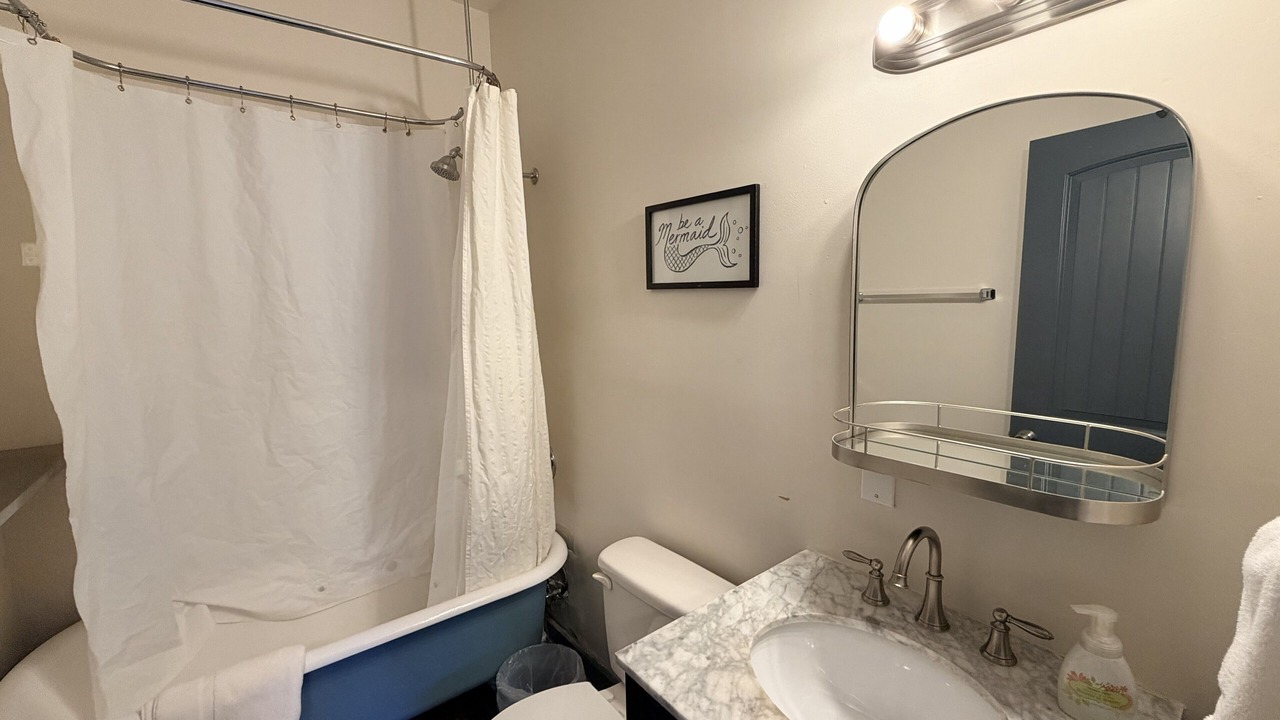 Photo of Bathroom in Tobin Hill