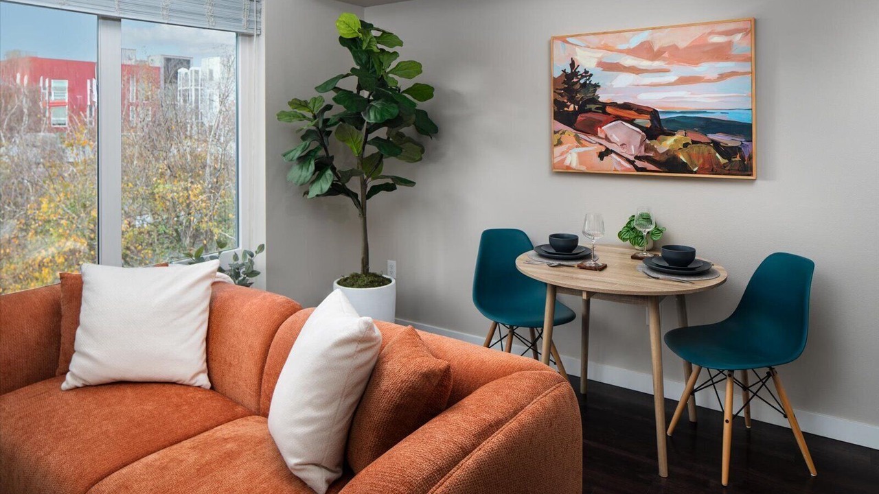 Photo of Livingroom in Lower Queen Anne