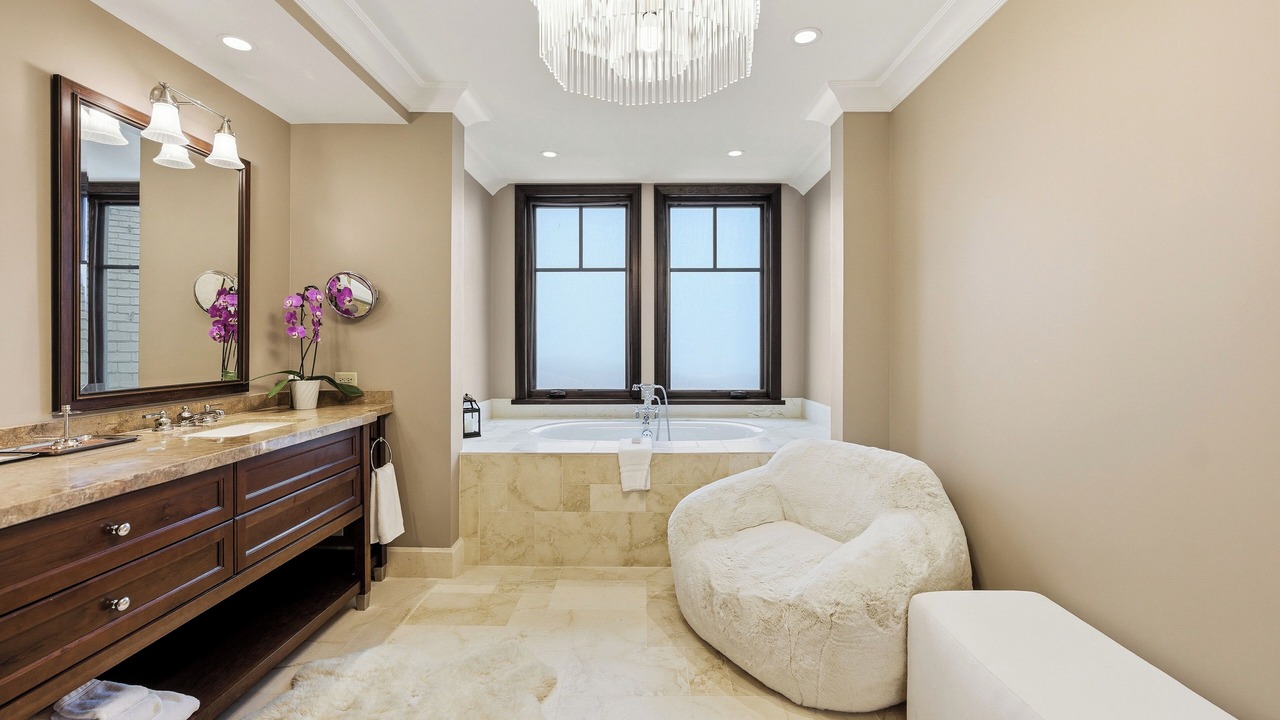 Photo of Bathroom in Empire Pass