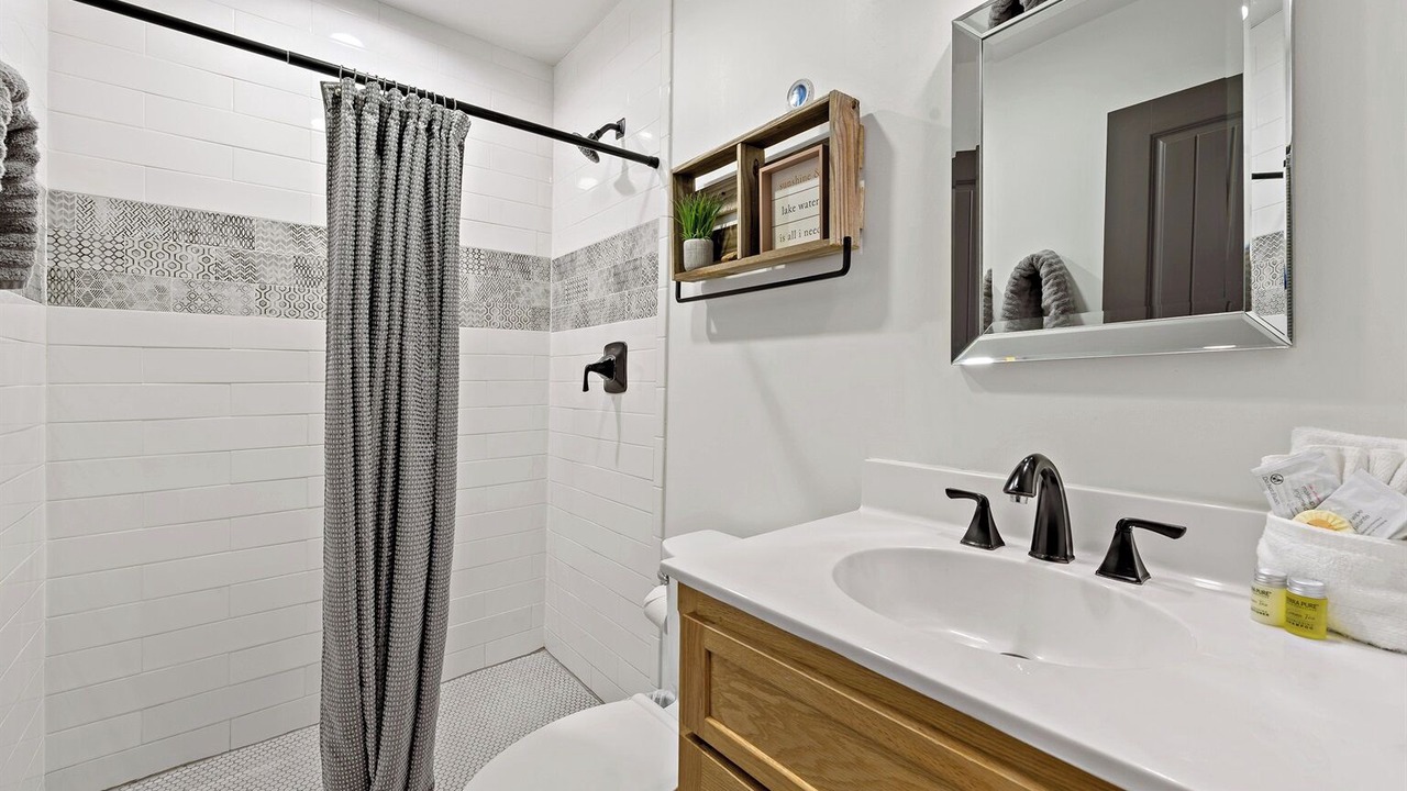 Photo of Bathroom in Lake Lure