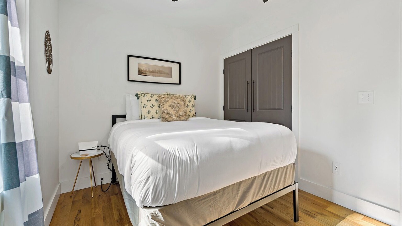 Photo of Bedroom in Lake Lure